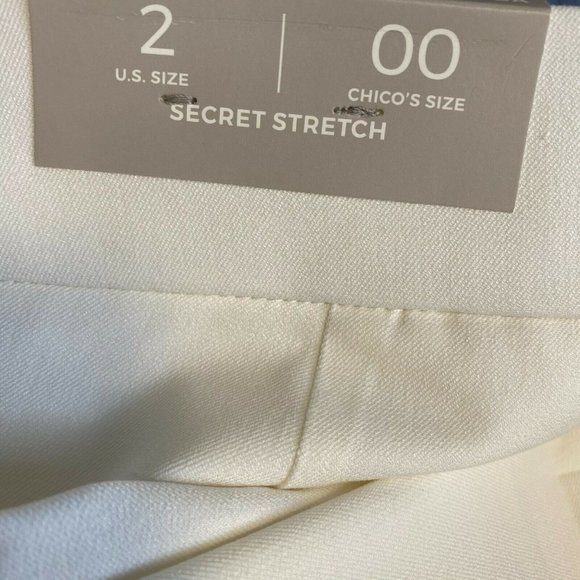 Chico's Women's Secret Stretch Shorts US 2 - Picture 5 of 6